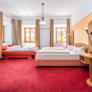 Familien-Zimmer